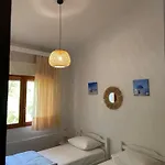 Vilă Naos *
