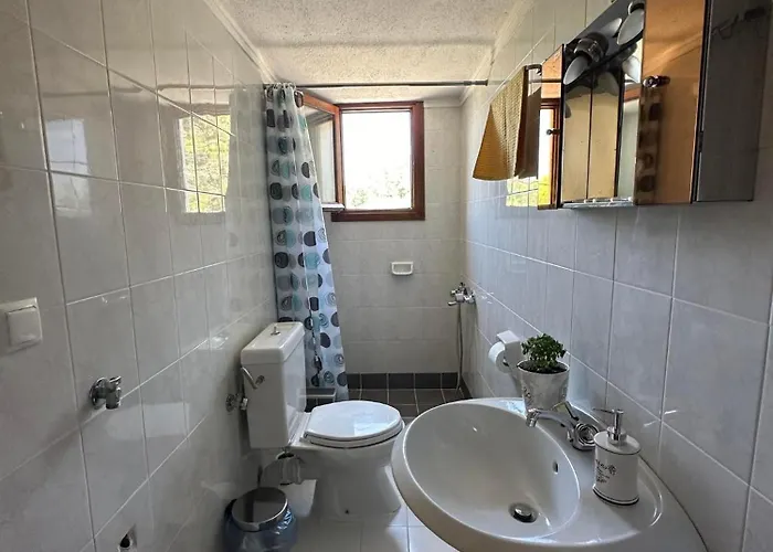 Villa Naos *