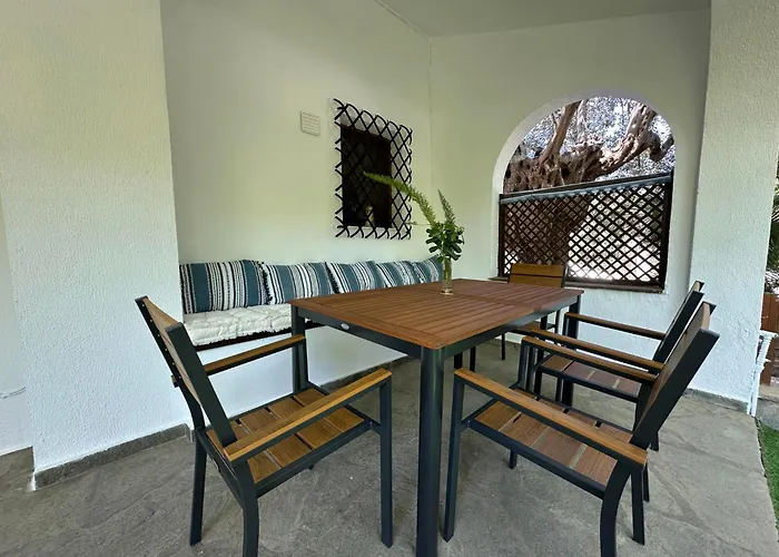 Villa Naos *